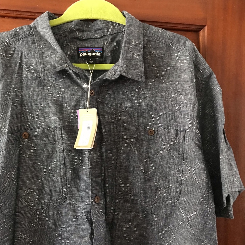 Patagonia Men’s XL Back Step Shirt NWT